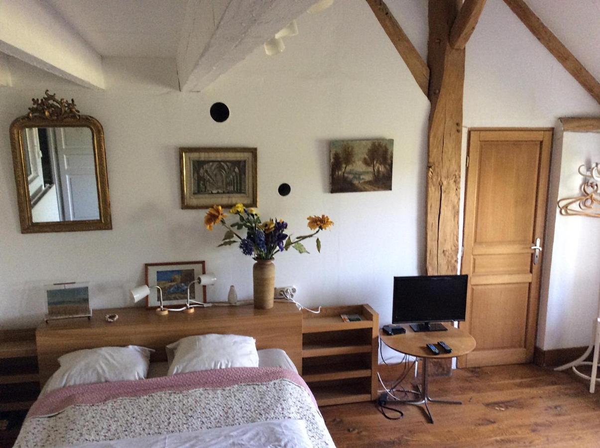 Lilac Cottage Saint-Lubin-de-la-Haye Экстерьер фото